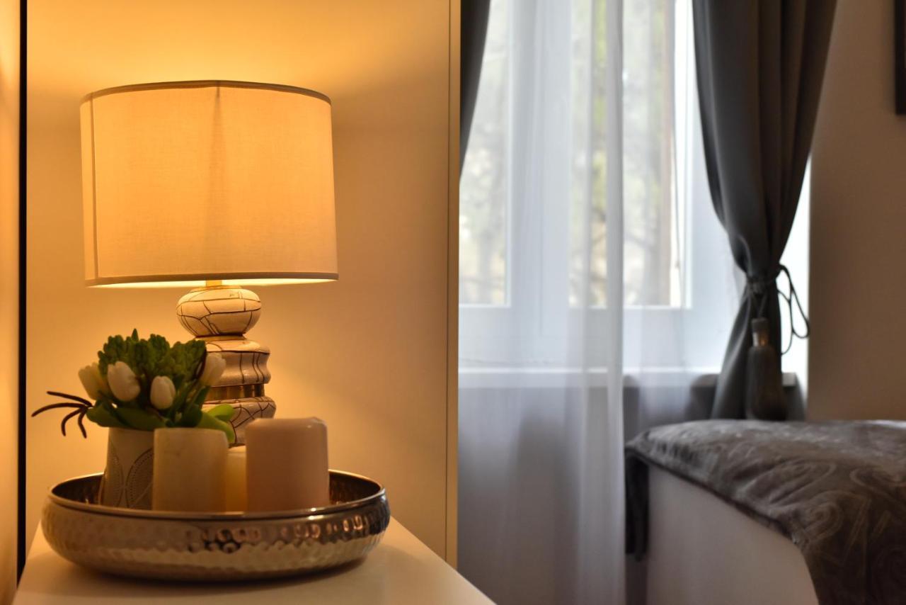Zadar Center Beach Apartment - Directly On The Sea מראה חיצוני תמונה