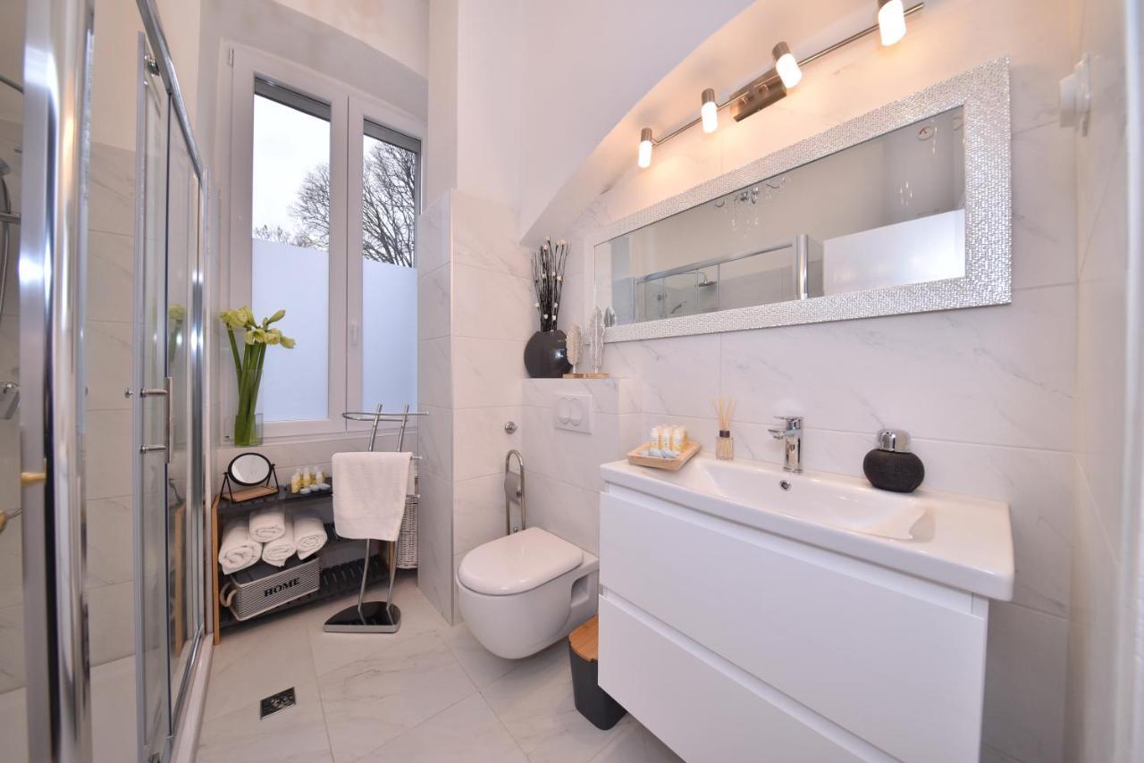 Zadar Center Beach Apartment - Directly On The Sea מראה חיצוני תמונה