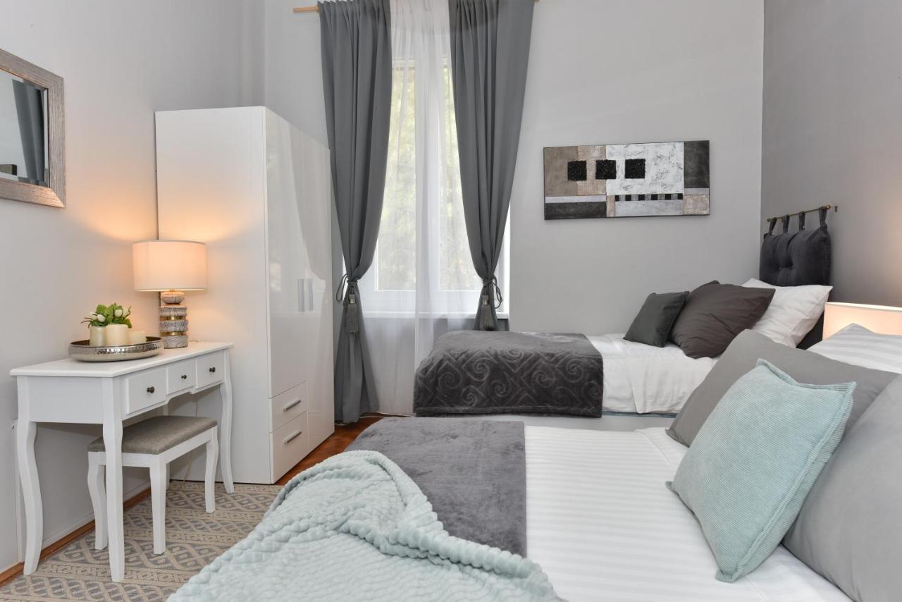 Zadar Center Beach Apartment - Directly On The Sea מראה חיצוני תמונה